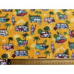 Tissu petit prix : Vans et surfs sur fond safran - Coton OekoTex
