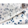 Double Gaze imprimée fleurs et feuilles bleues - OekoTex